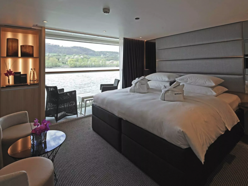 Junior Balcony Suite